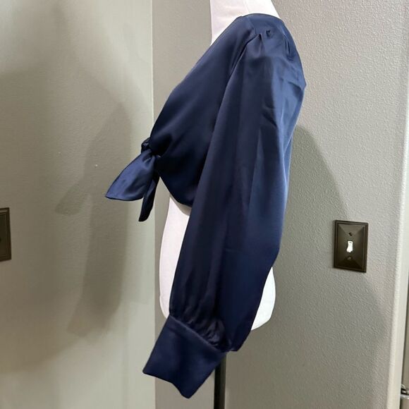 WAYF Blur Satin Wrap Crop Top Long Sleeve NWT - Picture 5 of 12